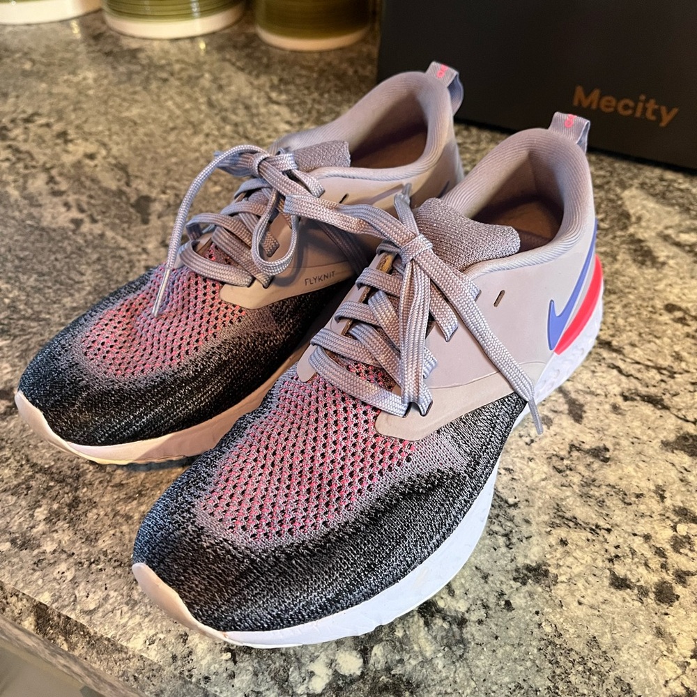 NIKE Women's Oddyssey React Flyknit 2 Indigo Purple Shoes Size 7.5